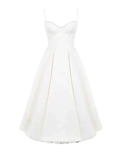 Ausgestelltes Abendkleid